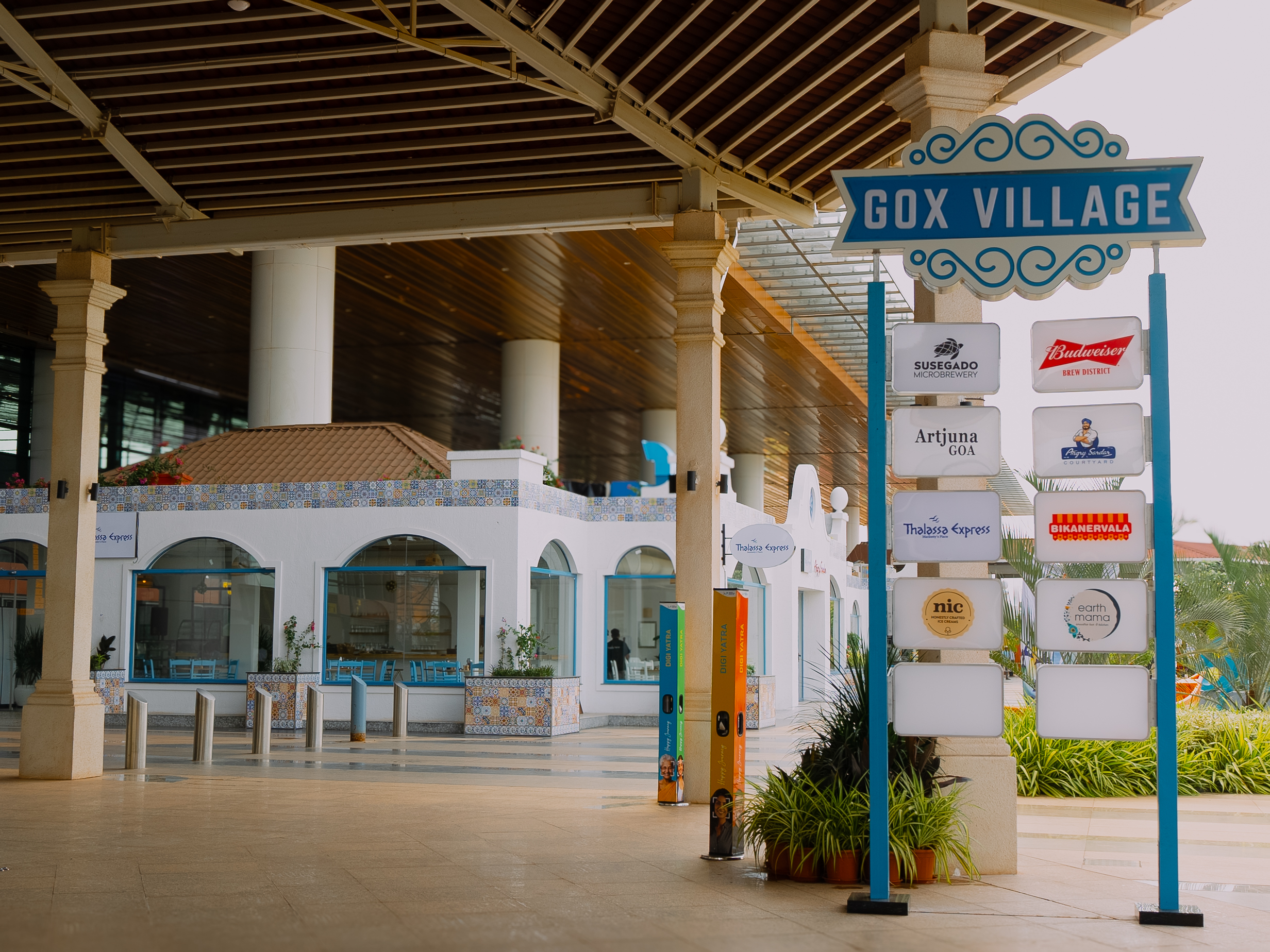 Gox Village (forecourt)